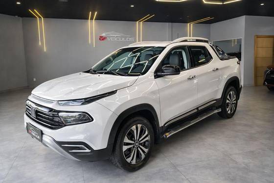 FIAT TORO 2.0 16V TURBO DIESEL VOLCANO 4WD AT9